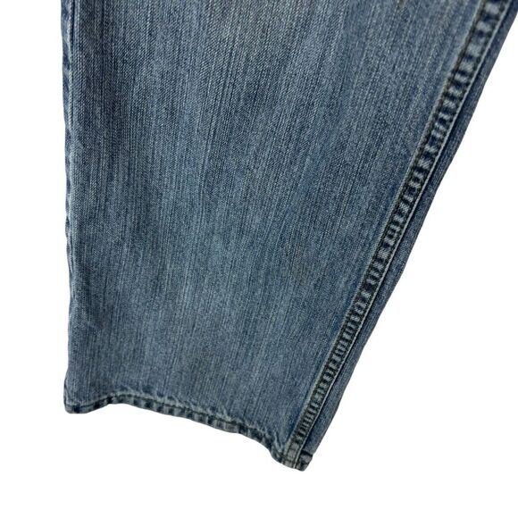 Wrangler Authentics Jeans Size 34x30 Casual Regular Fit light wash - Picture 3 of 5